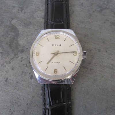 Hodinky Prim typ 66 288 1 z roku 1974, kalibr 663