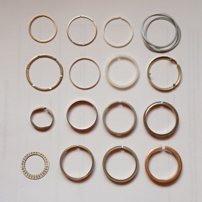 Vložky strojků atd.