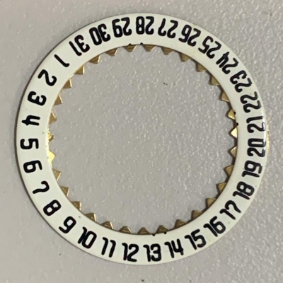 Datumový věnec s datumem na 6