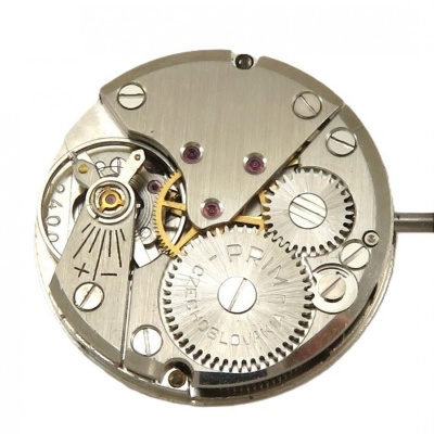 Vzácný strojek Prim 2400.