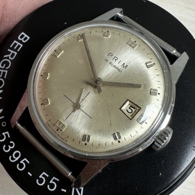 PRIM 52 155 1 sunburst číselník