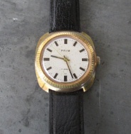 Prim Hulk ve zlaceném pouzdře