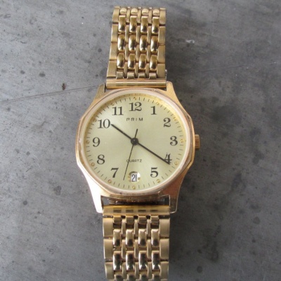 Prim Quartz ve zlaceném pouzdře