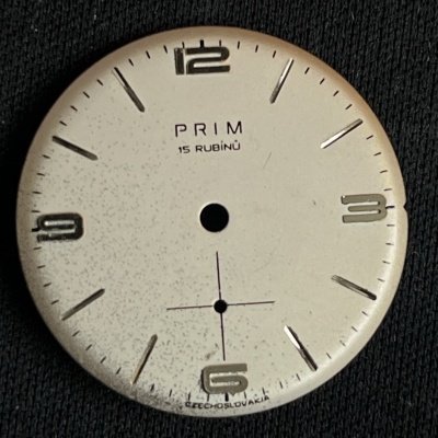 Prim 15 rubínů s novým legem - model 50 152 3