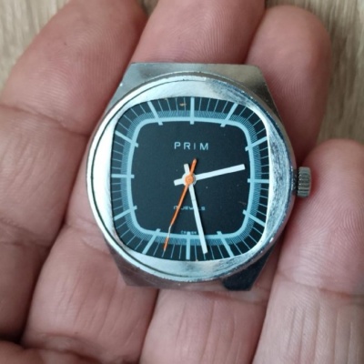 Hodinky Prim 