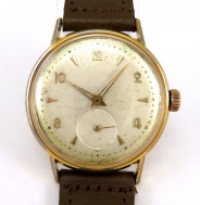 Hodinky se strojkem LIP.