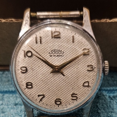 Prim  Šupinač  16 rubínů 