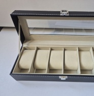 box na hodinky