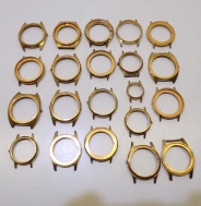 21 kusů pouzder na hodinky Prim !!!