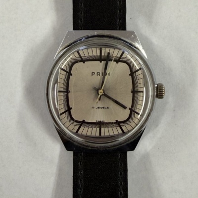 Hodinky PRIM 33