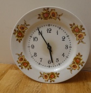 Nástěnné hodiny - PRIM ELECTRIC - Květinový vzor