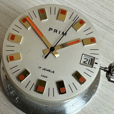 Prim cal 68 - strojček s číselníkom