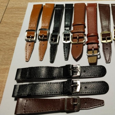 Mix Řemínku NEPOUŽITÉ,,20,,