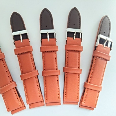 hnědý řemen 18mm se stříbřitou sponou !!!