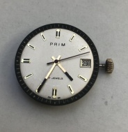 Prodám funkční strojek PRIM kal.68.3 s číselníkem a armovákem 