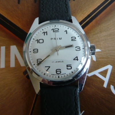 PRIM 17 JEWELS NOS