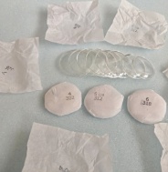 vypouklá sklíčka plast ø 366 !!!