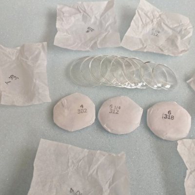 vypouklá sklíčka plast ø 386 !!!