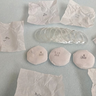 vypouklá sklíčka plast ø 388 !!!