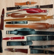 Mix Řemínku NEPOUŽITÉ ,,2,,