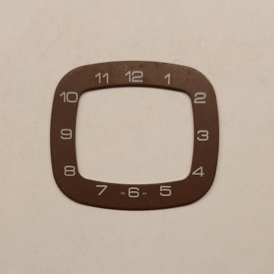 Rámeček tv hnědý 