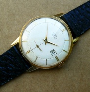 Prim Traktor v pozlátenom púzdre