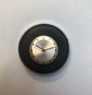 Prodám funkční strojek PRIM kalibr 66.3 3ti šroubek s číselníkem sunburst