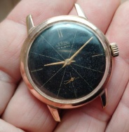 Hodinky Prim v Černém 