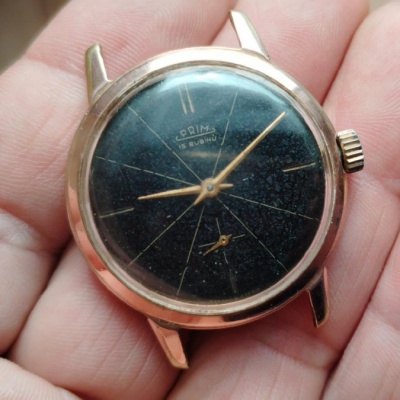 Hodinky Prim v Černém 