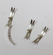 4x pružná uchytka do pouzdra