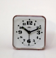 budík B 71, hranatý, červený, jako nový, funkční