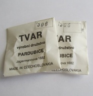 306 - SKLO TVAR PARDUBICE NA HODINKY PRIM