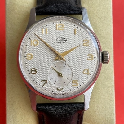 Prim 15rubinu šupináč 