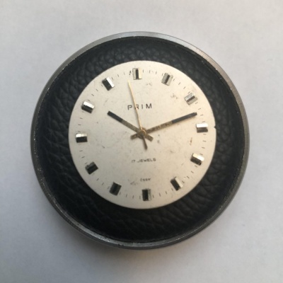 Prodám funkční strojek PRIM kalibr 66.4  po servisu s číselníkem a ručkama