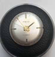 Prodám funkční strojek PRIM kalibr 66.4  po servisu s číselníkem sunburst