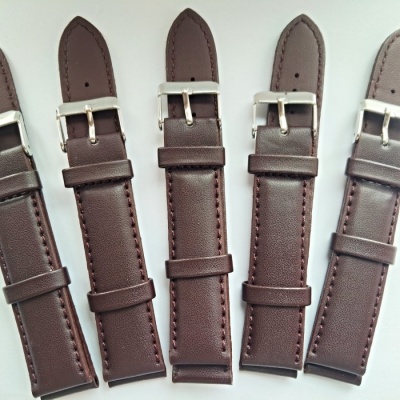 tmavě hnědý řemen 18mm se stříbřitou sponou !!!