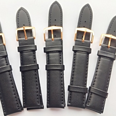 tmavě černý řemen 18mm se zlacenou sponou !!!