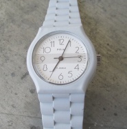 Hodinky prim v nenošeném stavu po servisu u hodináře