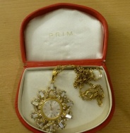 Príveskové hodinky kal. 80