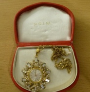 Príveskové hodinky kal. 80