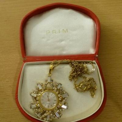 Príveskové hodinky kal. 80