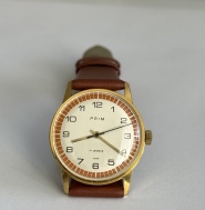 Prim červené okruží 66