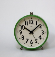 budík Prim B 70, jako nový, funkční, zelený