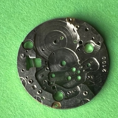 Základna na Prim kalibr 2100