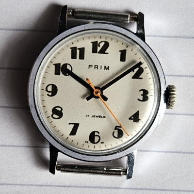 Hodinky PRIM 
