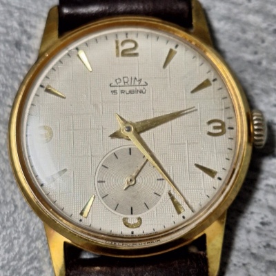 Hodinky PRIM Reliéf