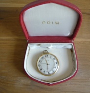 KAPESNÍ PRIM + KRABIČKA