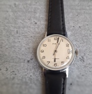 Chlapecké hodinky Prim top stav!!!