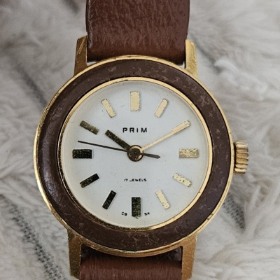 Hodinky PRIM 