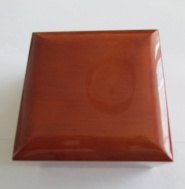 LUXUSNÍ LAKOVANÁ KRABIČKA NA HODINKY NÁRAMKOVÉ HODINKY